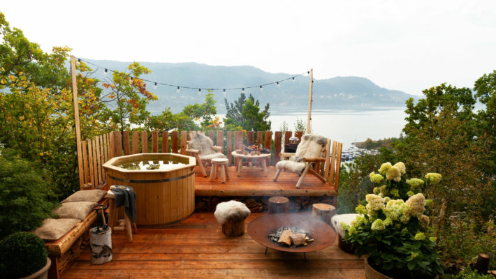 Terrasse med møbler fra Canadian Outdoor, som vist i Tid For Hage